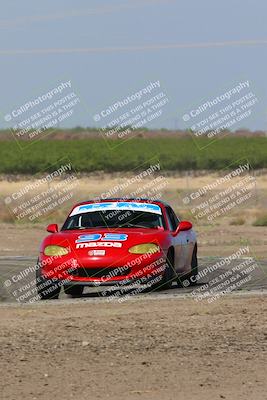 media/Apr-30-2022-CalClub SCCA (Sat) [[98b58ad398]]/Group 5/Race (Outside Grapevine)/